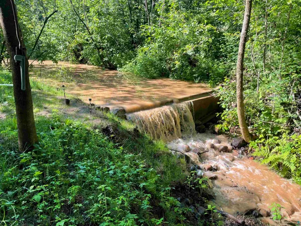 $220,000 | 5881 Old Highway 61, Duluth, MN 55810