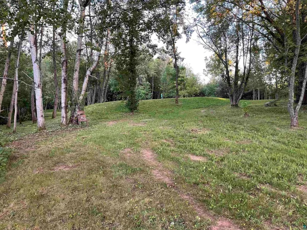 $220,000 | 5881 Old Highway 61, Duluth, MN 55810