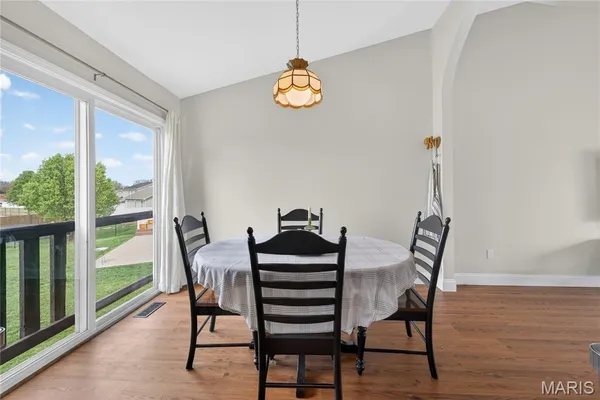 $325,000 | 46 Hampton Drive, Troy, MO 63379