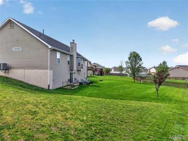 $325,000 | 46 Hampton Drive, Troy, MO 63379