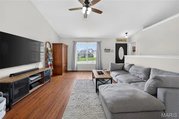 $325,000 | 46 Hampton Drive, Troy, MO 63379