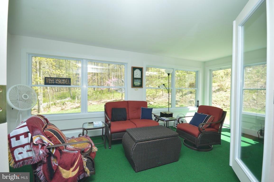 6386 Old Bust Head Road Broad Run, VA 20137 - Photo 12 of 30 Sunroom