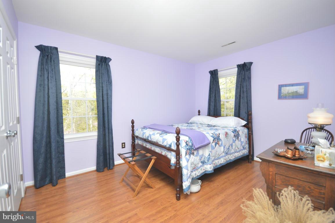 6386 Old Bust Head Road Broad Run, VA 20137 - Photo 15 of 30 Bedroom