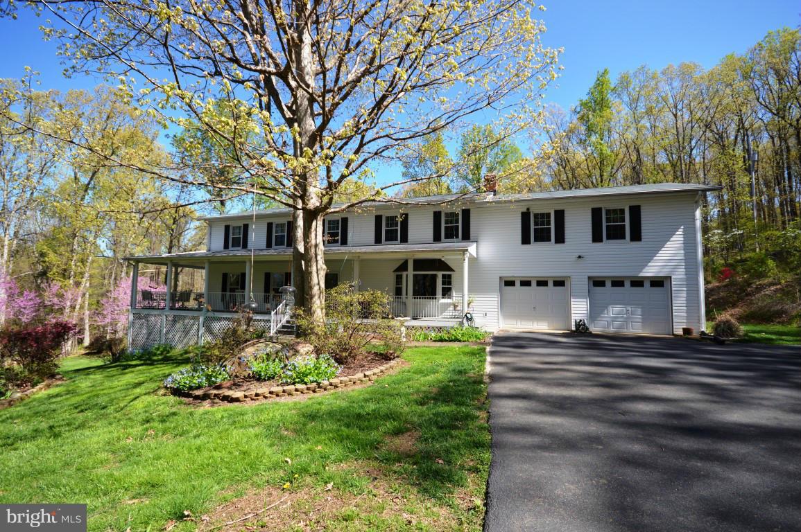6386 Old Bust Head Road Broad Run, VA 20137 - Photo 26 of 30 Exterior (Front)