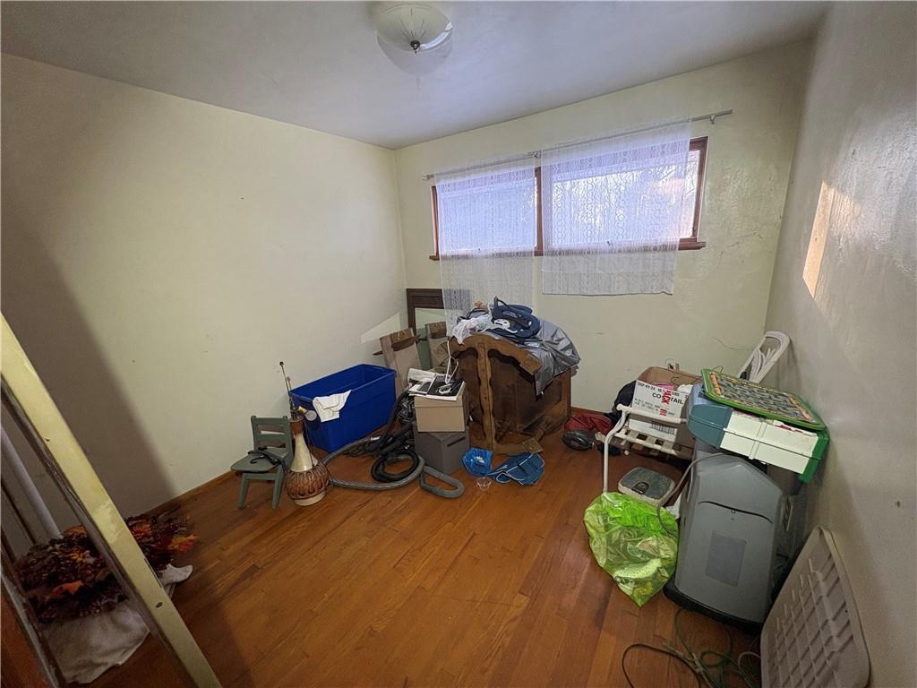 4134 South R 1022 New Brighton, PA 15066 - Photo 19 of 27 a room with furniture