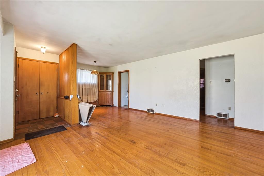 4134 South R 1022 New Brighton, PA 15066 - Photo 5 of 31