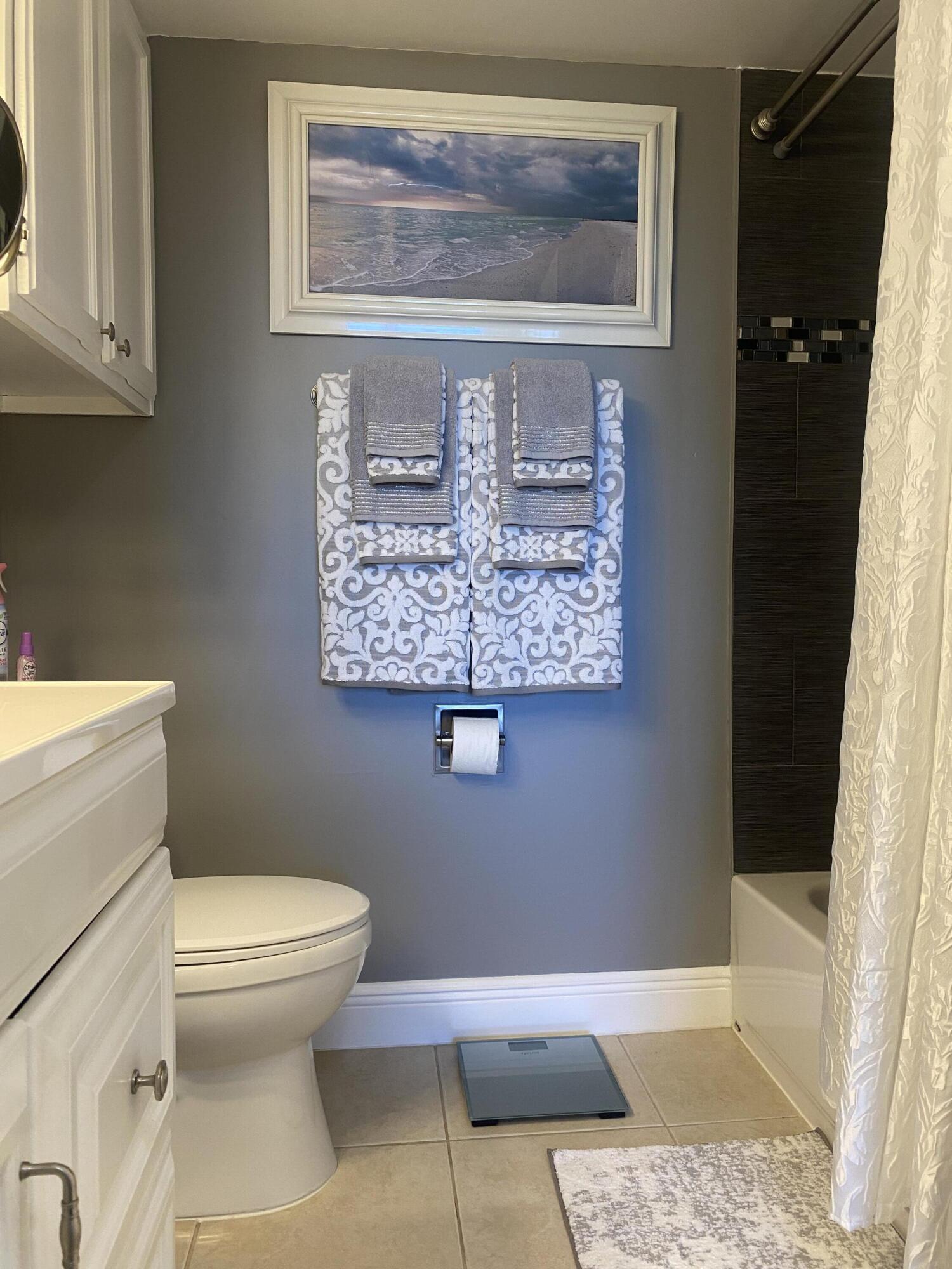 18 Royal Palm Way, Unit 306 Boca Raton, FL 33432 - Photo 23 of 39 IMG_9483