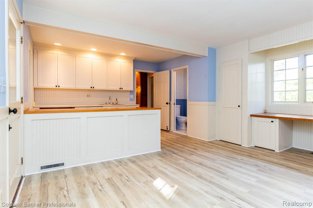 4565 Gallagher Road Rochester, MI 48306 - Photo 43 of 86