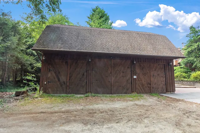 $699,000 | 68 Roode Road, Plainfield, CT 06374