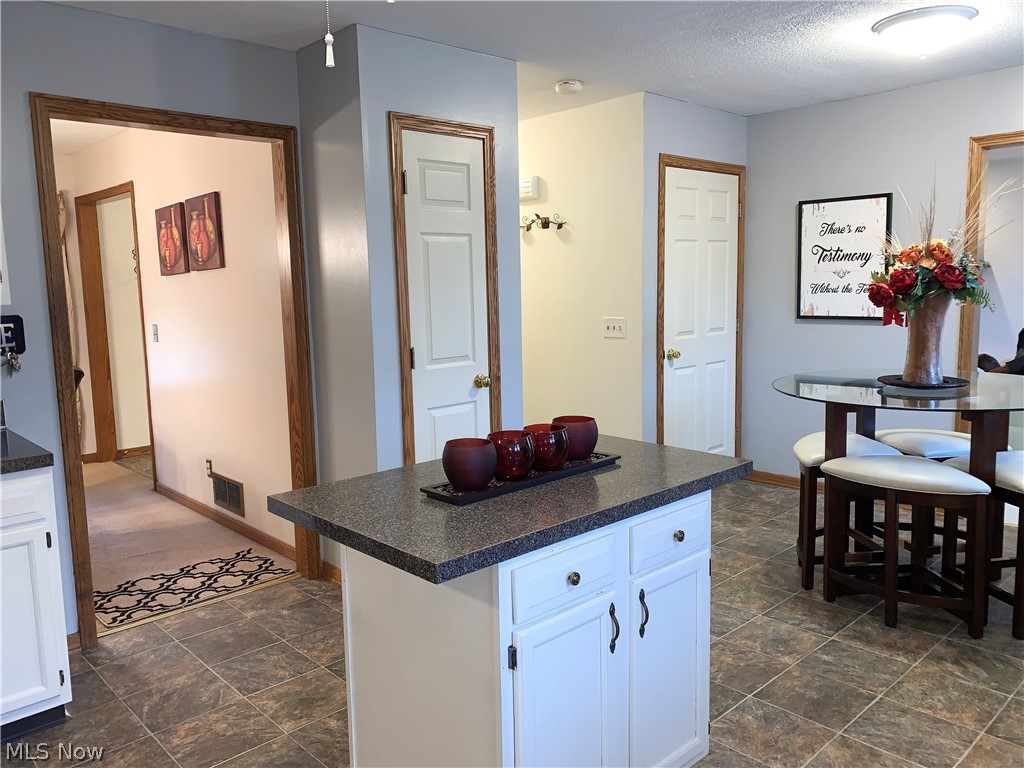 1409 Bravado Road Southwest Canton, OH 44706 - Photo 20 of 35 Gallery Image 20