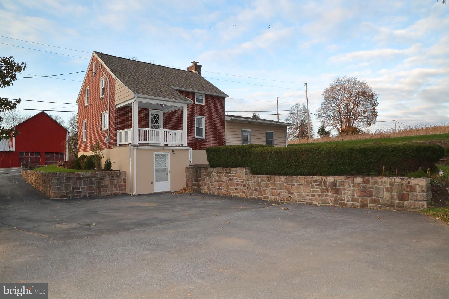 380 South Ridge Road Denver, PA 17517 - Photo 2 of 20
