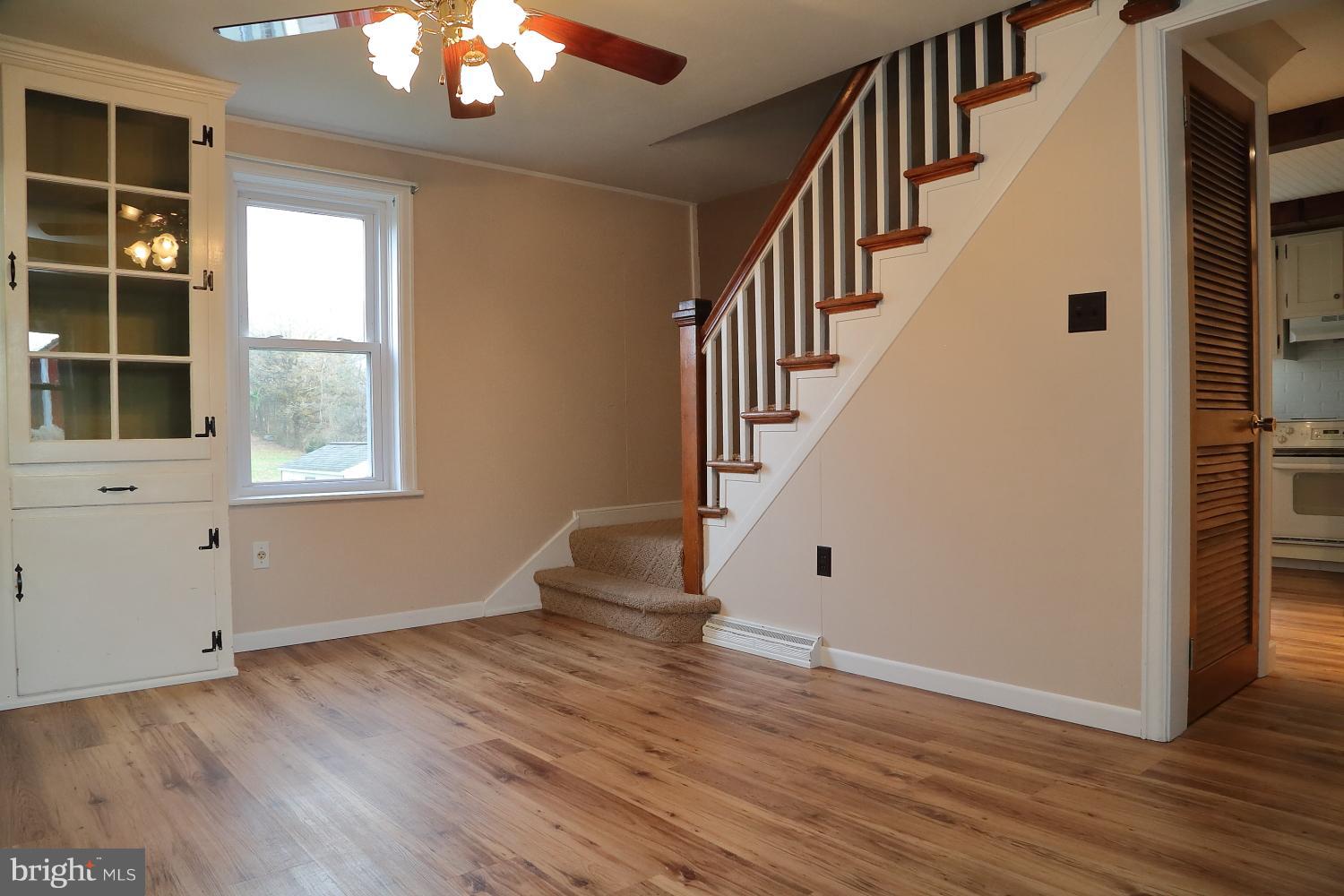 380 South Ridge Road Denver, PA 17517 - Photo 8 of 20 Dining Room