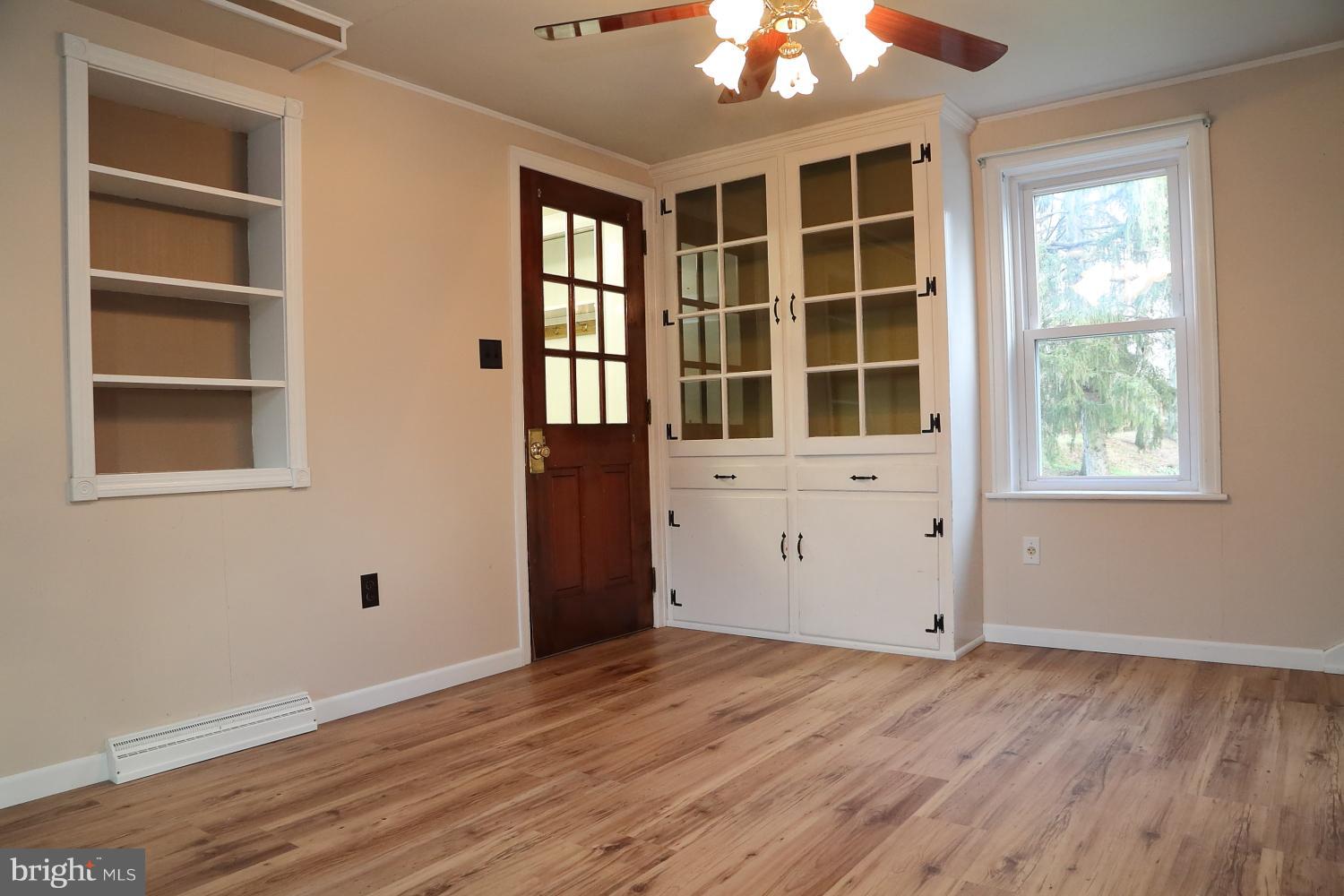 380 South Ridge Road Denver, PA 17517 - Photo 9 of 20 Dining Room with built-in hutch.