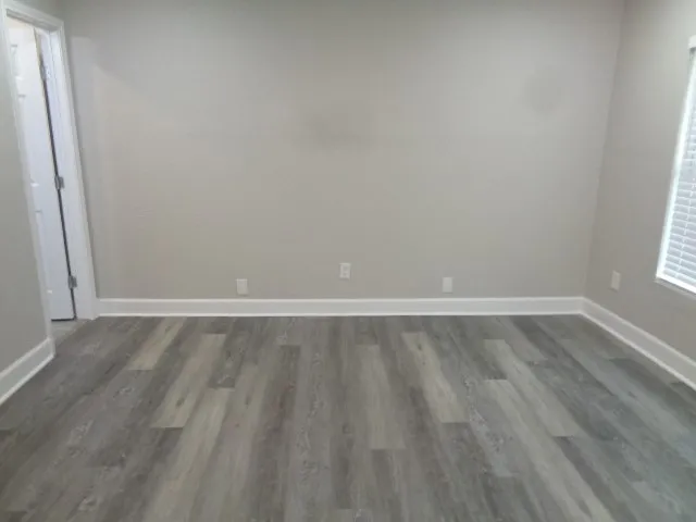 $1,950 | 917 Temple Drive, Hitchcock, TX 77563