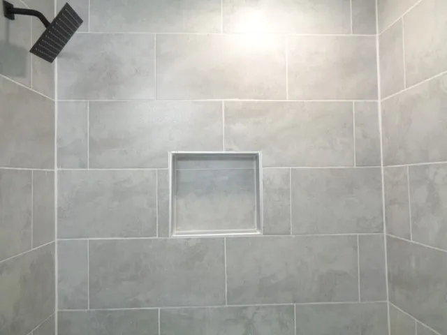 $1,950 | 917 Temple Drive, Hitchcock, TX 77563