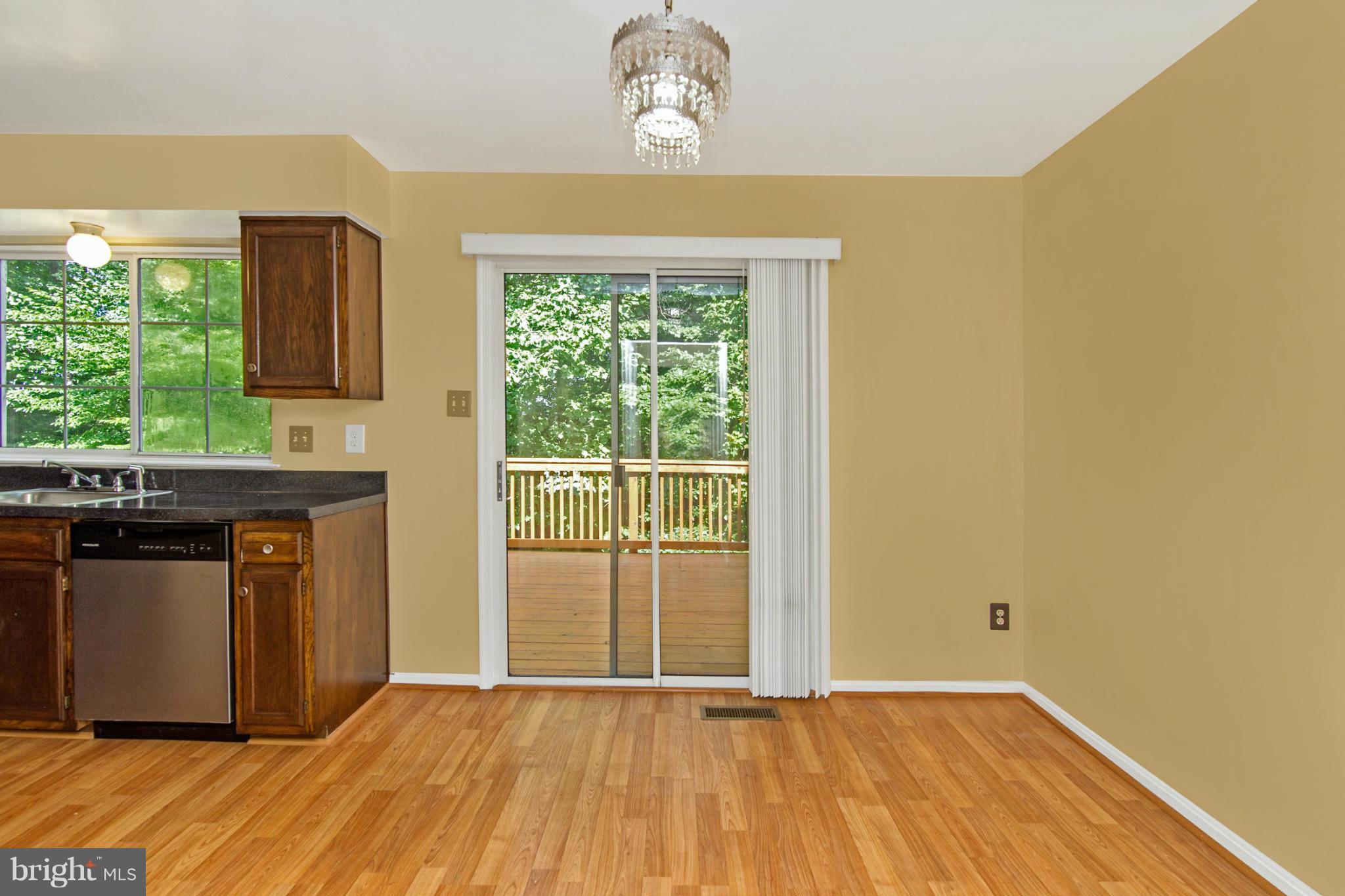 7 Wimbledon Court Silver Spring, MD 20906 - Photo 12 of 29 Kitchen