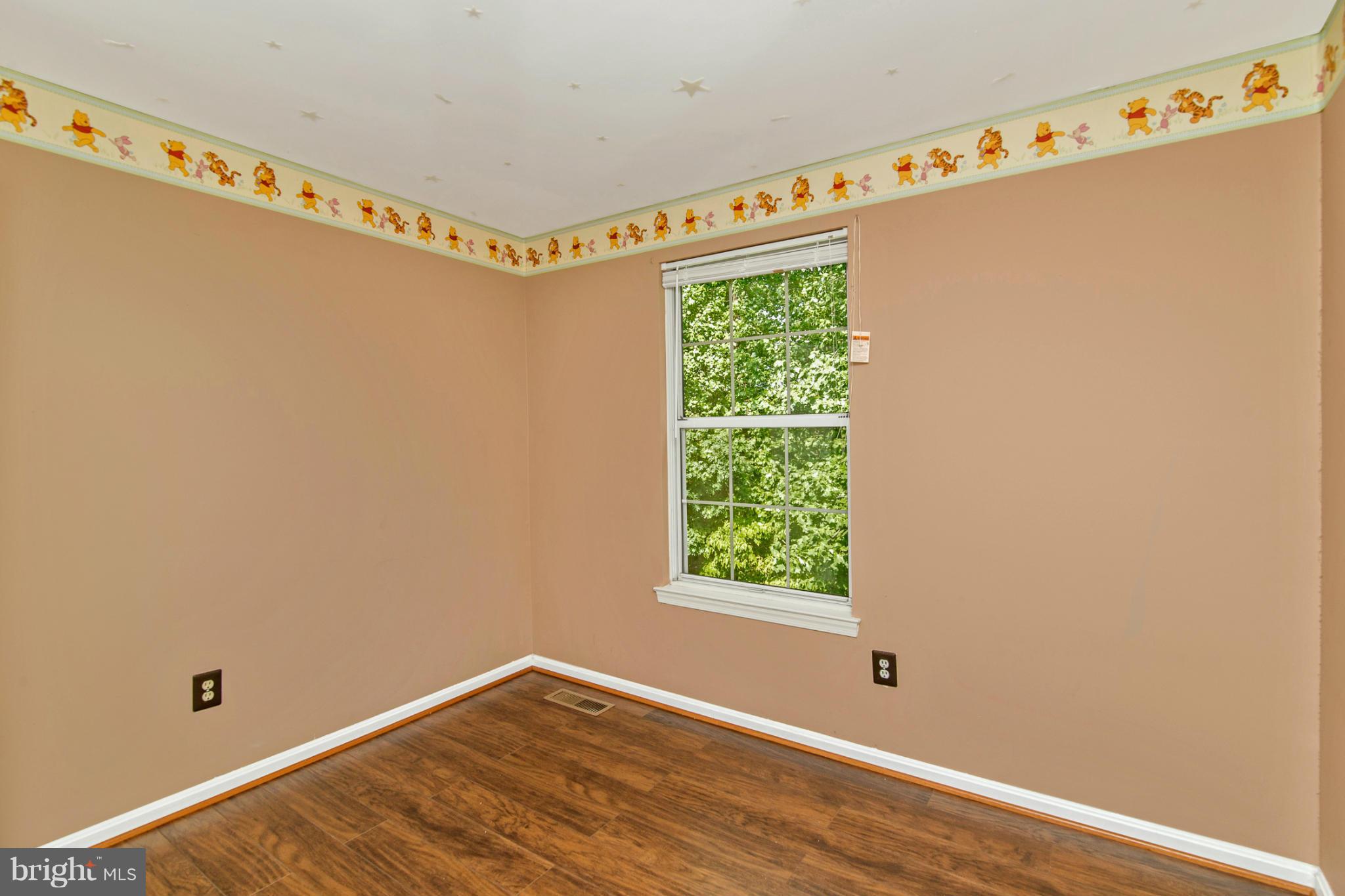 7 Wimbledon Court Silver Spring, MD 20906 - Photo 21 of 29 Bedroom 3