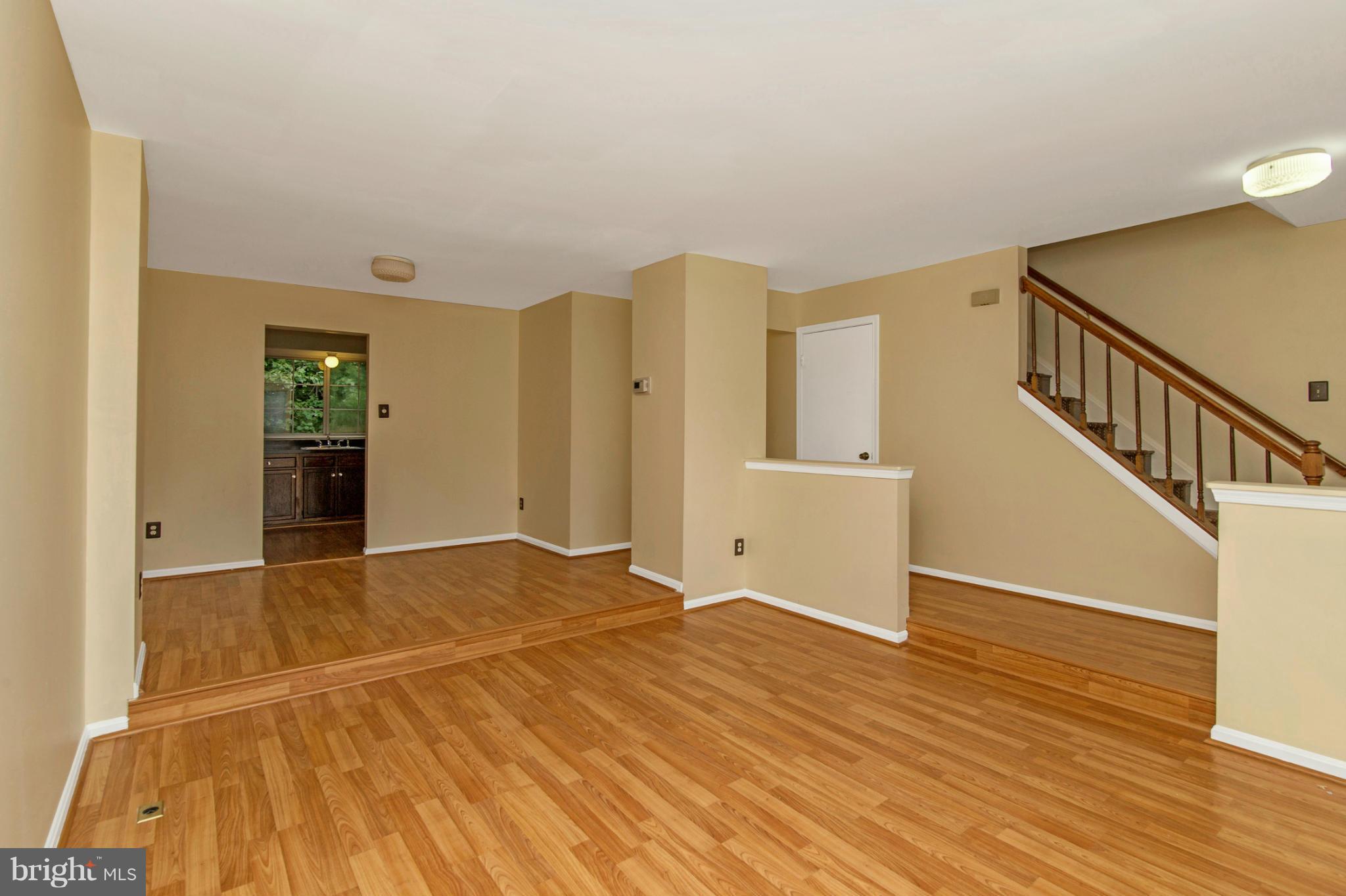 7 Wimbledon Court Silver Spring, MD 20906 - Photo 4 of 29 Family Room