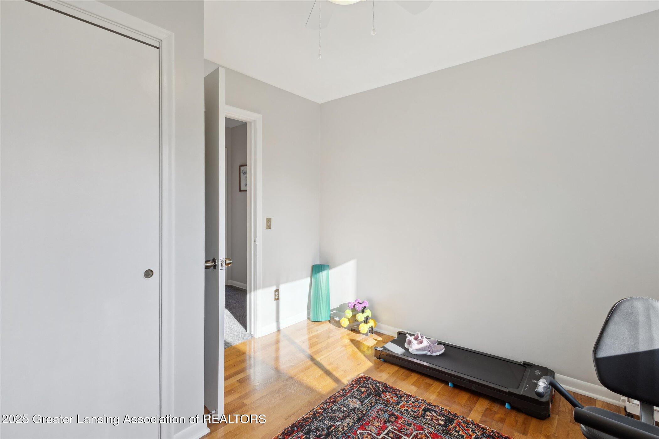 954 Delridge Road East Lansing, MI 48823 - Photo 23 of 36 24-954-Delridge-Rd-East-Lansing-MI-48823