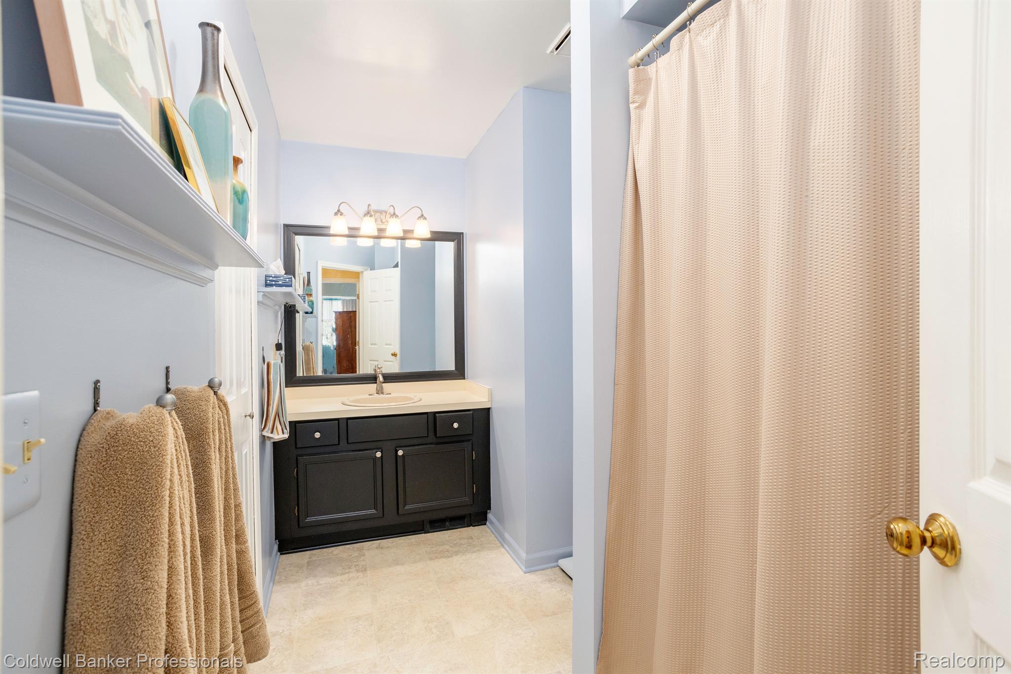 4995 Crooks Road Royal Oak, MI 48073 - Photo 20 of 32 Gallery Image 20