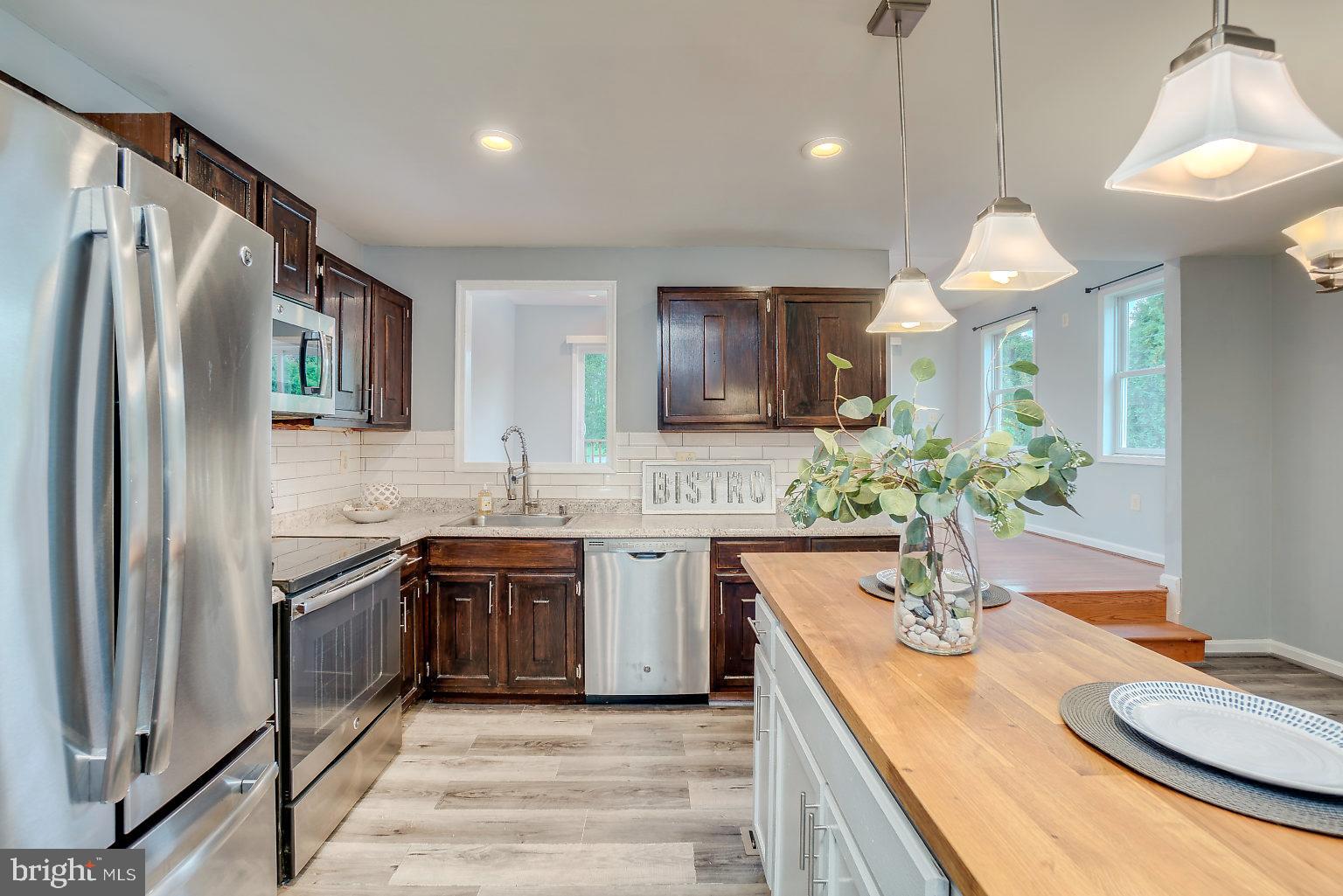 6 Robin Ridge Court Baltimore, MD 21234 - Photo 15 of 35