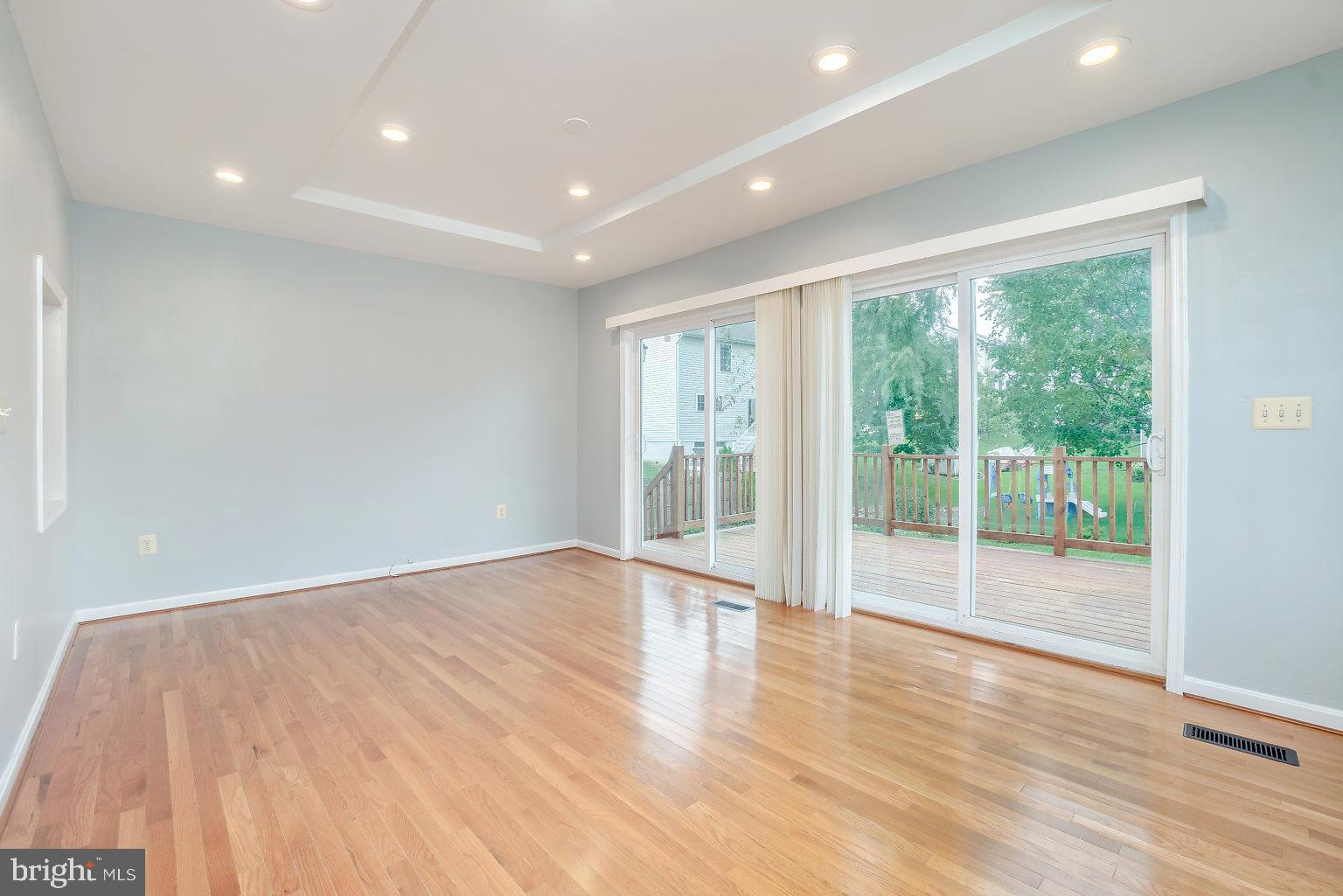 6 Robin Ridge Court Baltimore, MD 21234 - Photo 17 of 35 Newly built addition w/ deck access & dbl slider