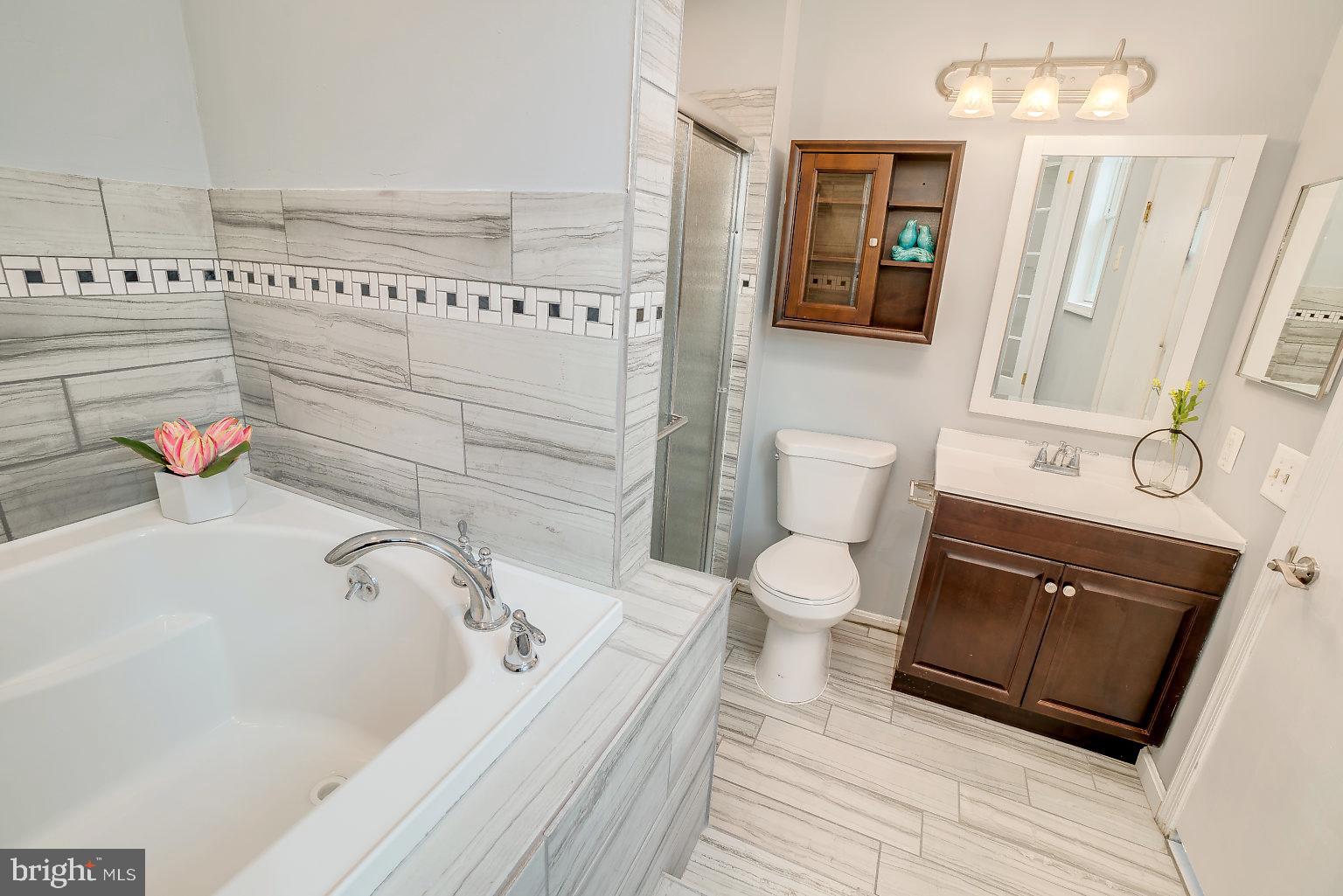 6 Robin Ridge Court Baltimore, MD 21234 - Photo 22 of 35 Lounge