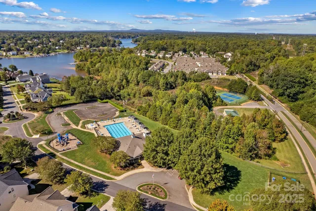 $735,000 | 110 Montibello Drive, Mooresville, NC 28117