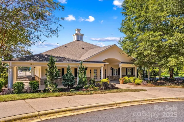 $735,000 | 110 Montibello Drive, Mooresville, NC 28117