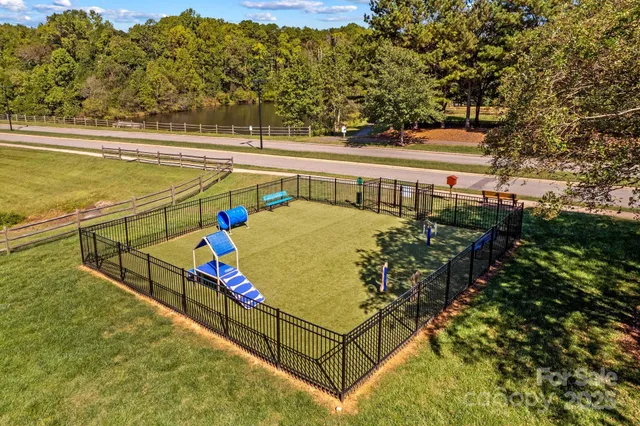 $735,000 | 110 Montibello Drive, Mooresville, NC 28117