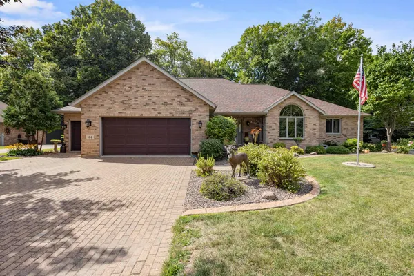 $579,900 | 106 Wulgaert Way, Combined Locks, WI 54113