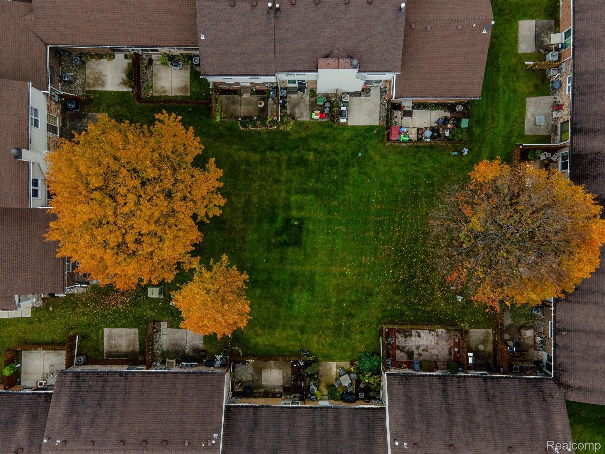 17500 Rudgate Street Southgate, MI 48195 - Photo 25 of 29 17500-6.jpg