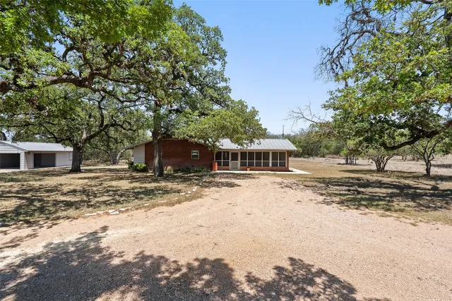 $699,000 | 2942 Ranch Road 2766, Johnson City, TX 78636
