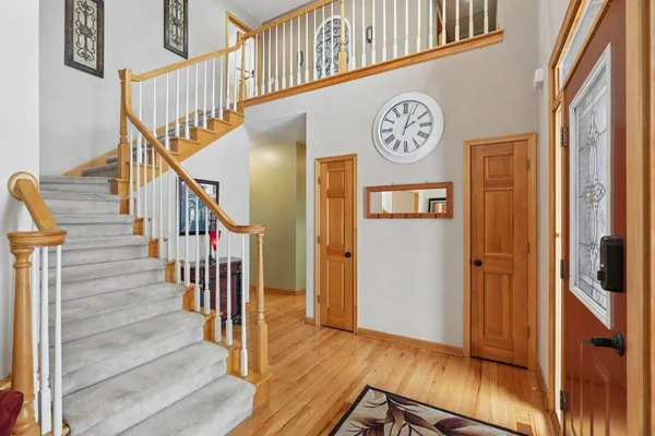 $639,900 | 13529 Gossamer Way, Apple Valley, MN 55124