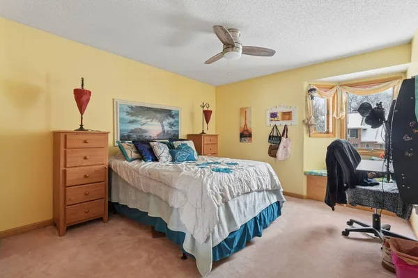 $639,900 | 13529 Gossamer Way, Apple Valley, MN 55124