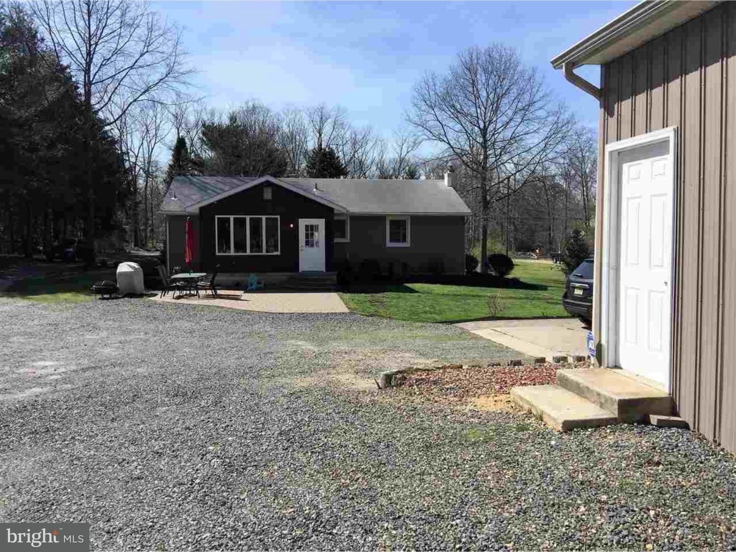 704 Buck Road Elmer, NJ 08318 - Photo 3 of 12