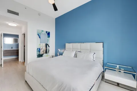 $599,900 | 511 Southeast 5th Avenue, Unit 2412, Fort Lauderdale, FL 33301