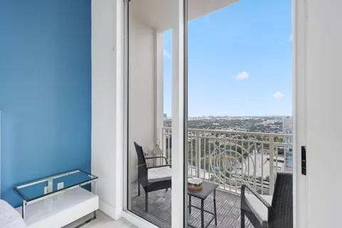 $599,900 | 511 Southeast 5th Avenue, Unit 2412, Fort Lauderdale, FL 33301