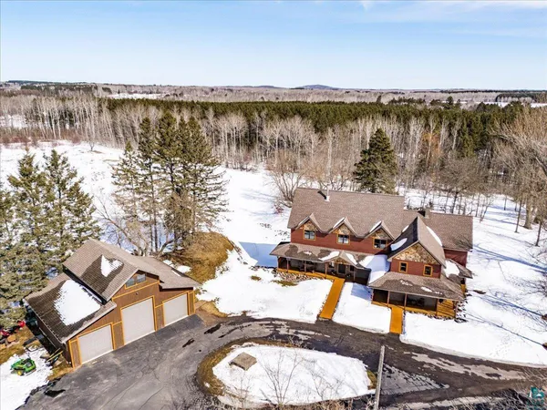 $829,000 | 27 West Stark Road, Esko, MN 55733
