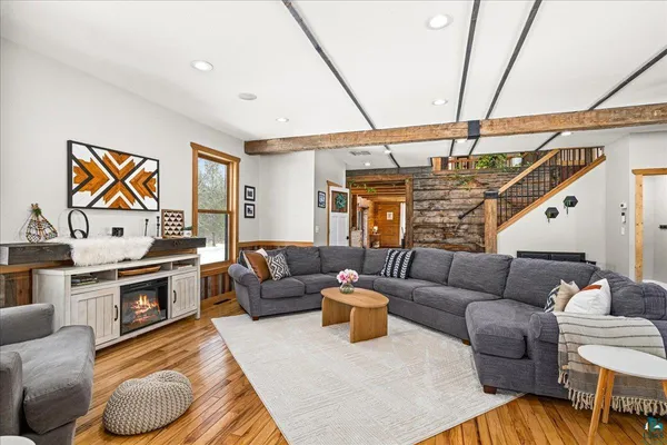 $829,000 | 27 West Stark Road, Esko, MN 55733