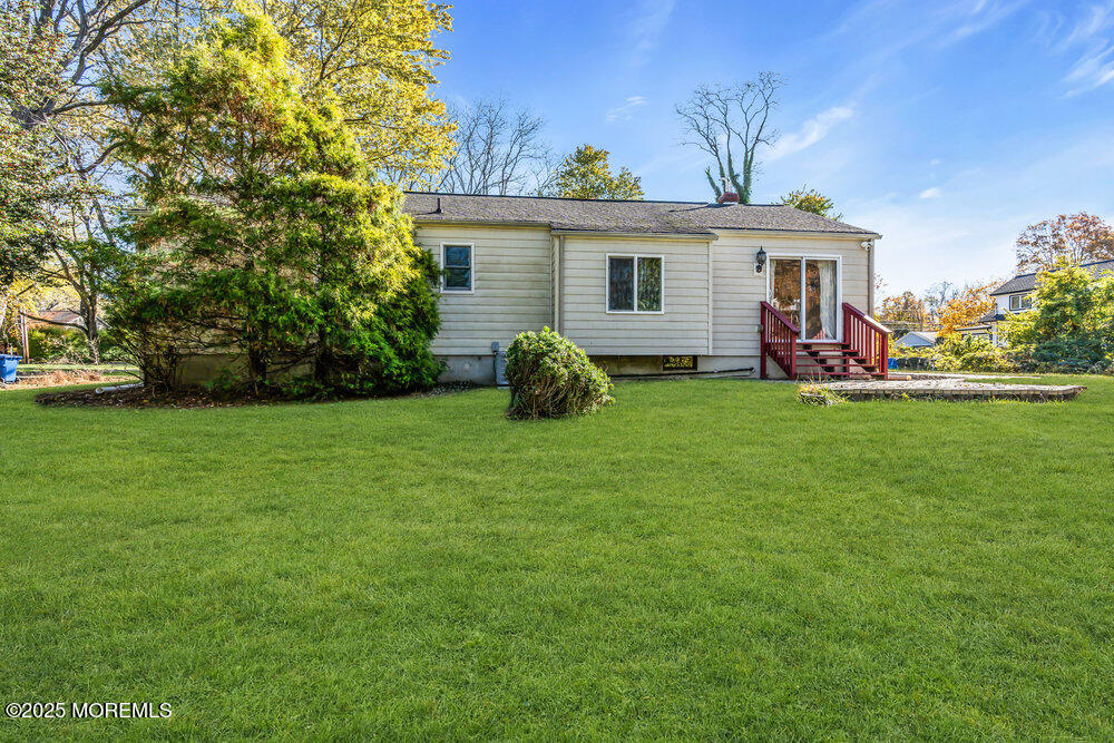 345 Green Grove Road Tinton Falls, NJ 07712 - Photo 13 of 80 056_dsc03705-1_736