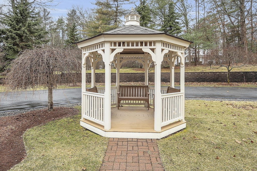 5 Mission Road, Unit 204 Chelmsford, MA 01863 - Photo 4 of 40 Gallery Image 4