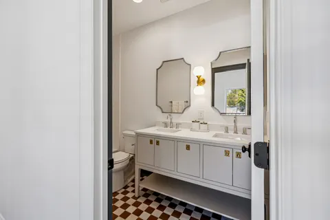 $624,900 | 304 Bridge Avenue, Murfreesboro, TN 37129