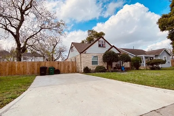 $215,000 | 7108 Eastwood Street, Houston, TX 77021