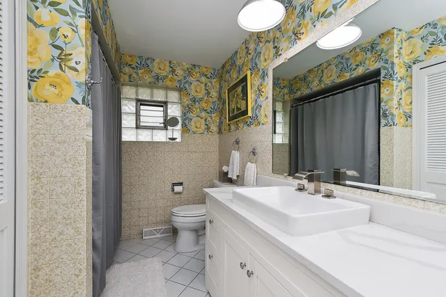 $399,000 | 14405 Greenland Avenue, Orland Park, IL 60462