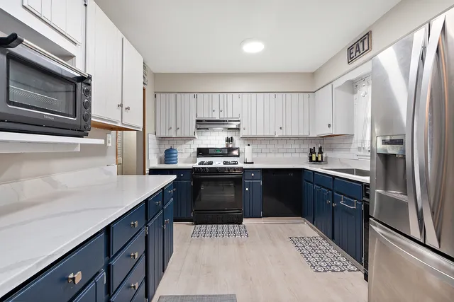 $399,000 | 14405 Greenland Avenue, Orland Park, IL 60462