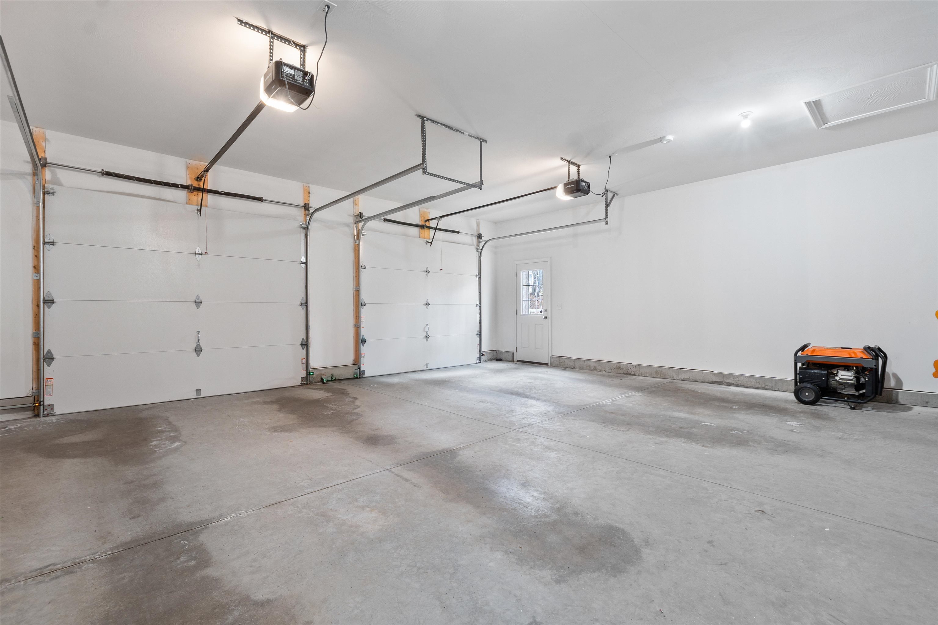 303 Derry Road Chester, NH 03036 - Photo 32 of 36