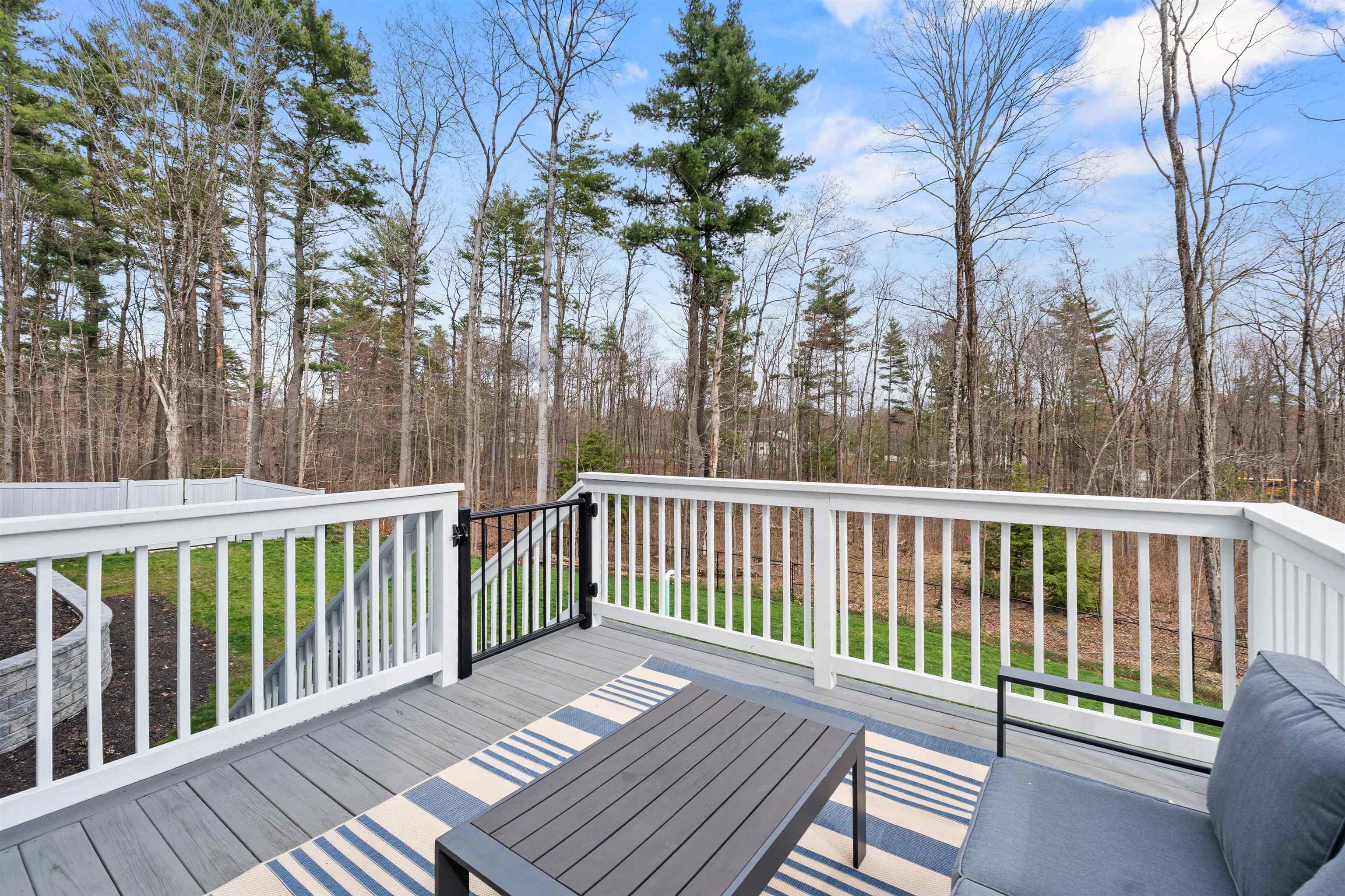 303 Derry Road Chester, NH 03036 - Photo 33 of 36