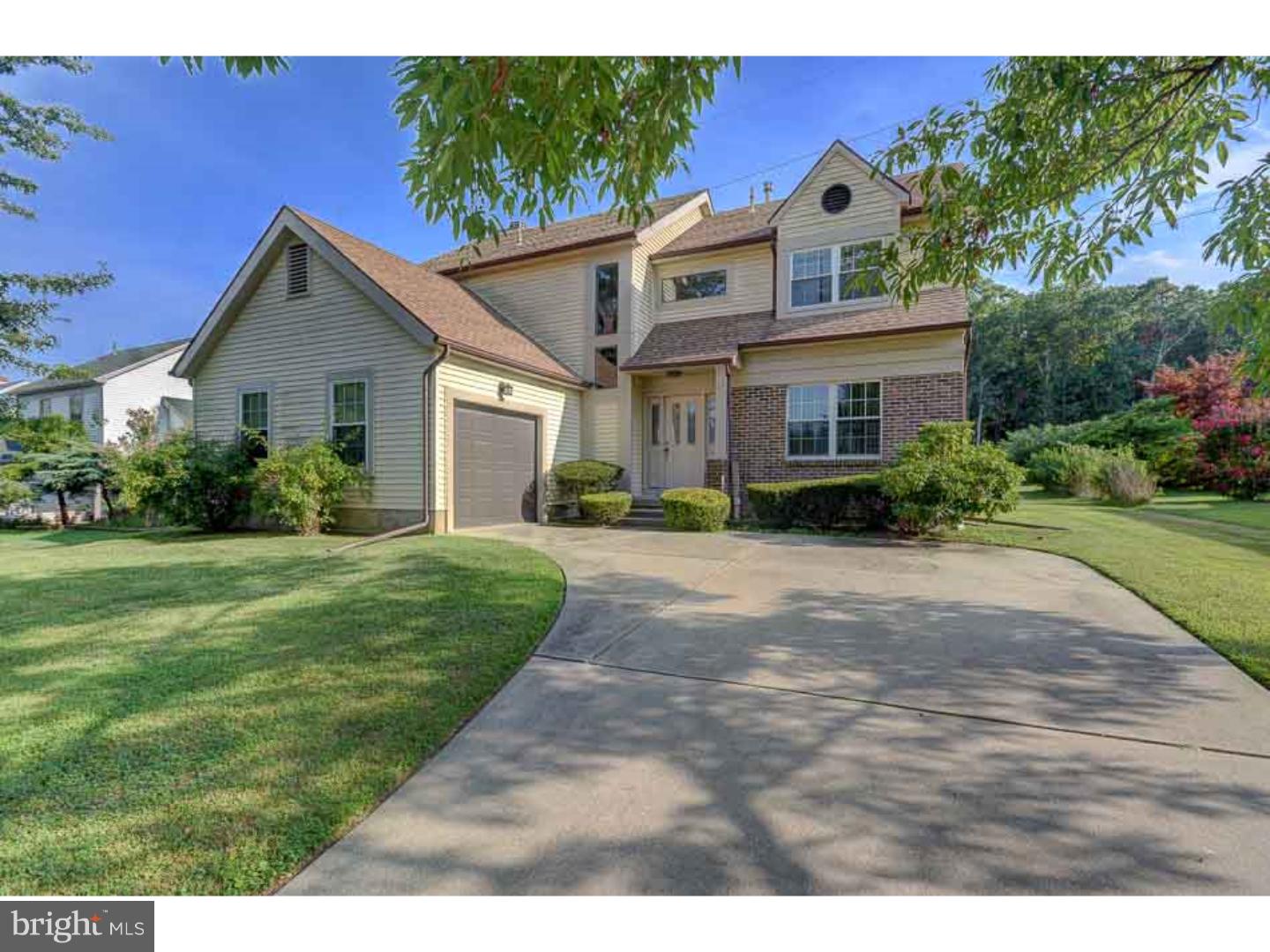 21 Blue Grass Road Clementon, NJ 08021 - Photo 2 of 23