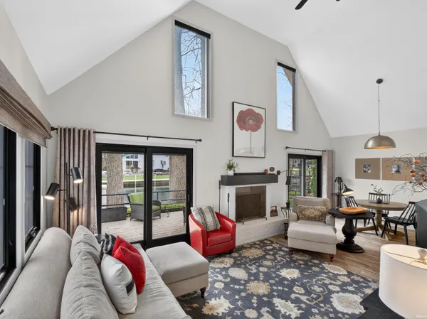 $595,000 | 12240 North Mariposa Drive, Syracuse, IN 46567